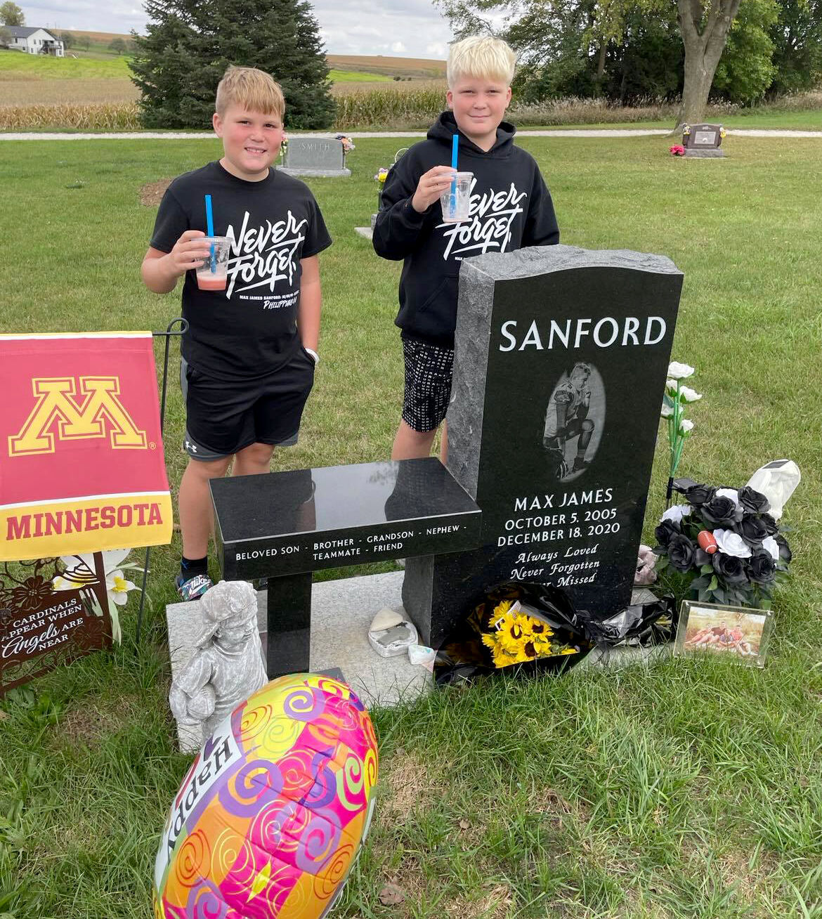sanford max kindness4 21-10-06s